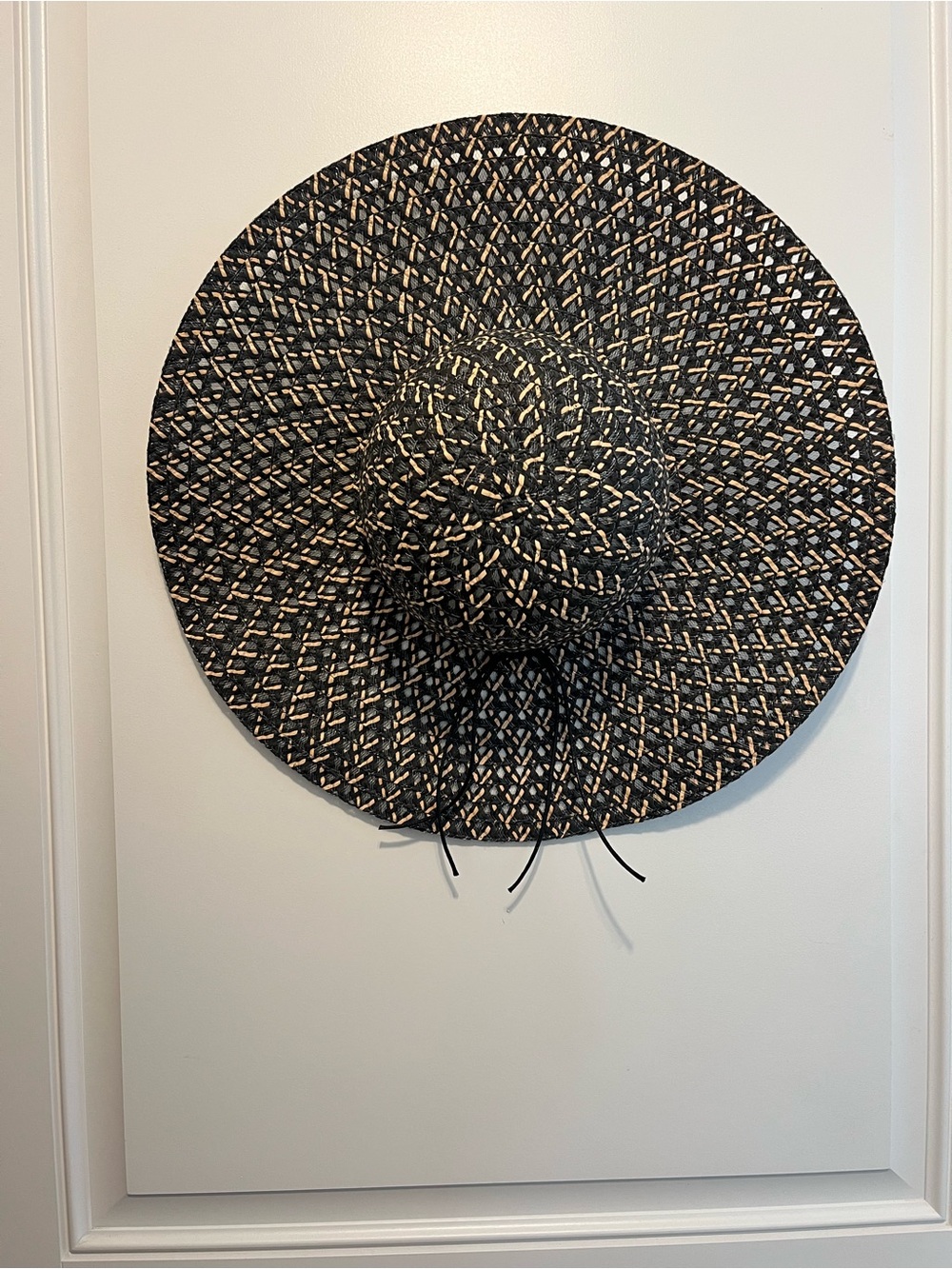 Wide-Brim Black Woven Sun Hat with Natural Accents